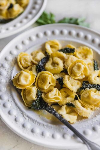 Cheese-Tortellini-in-Garlic-Butter-Culinary-Hill-3-e1579796819422